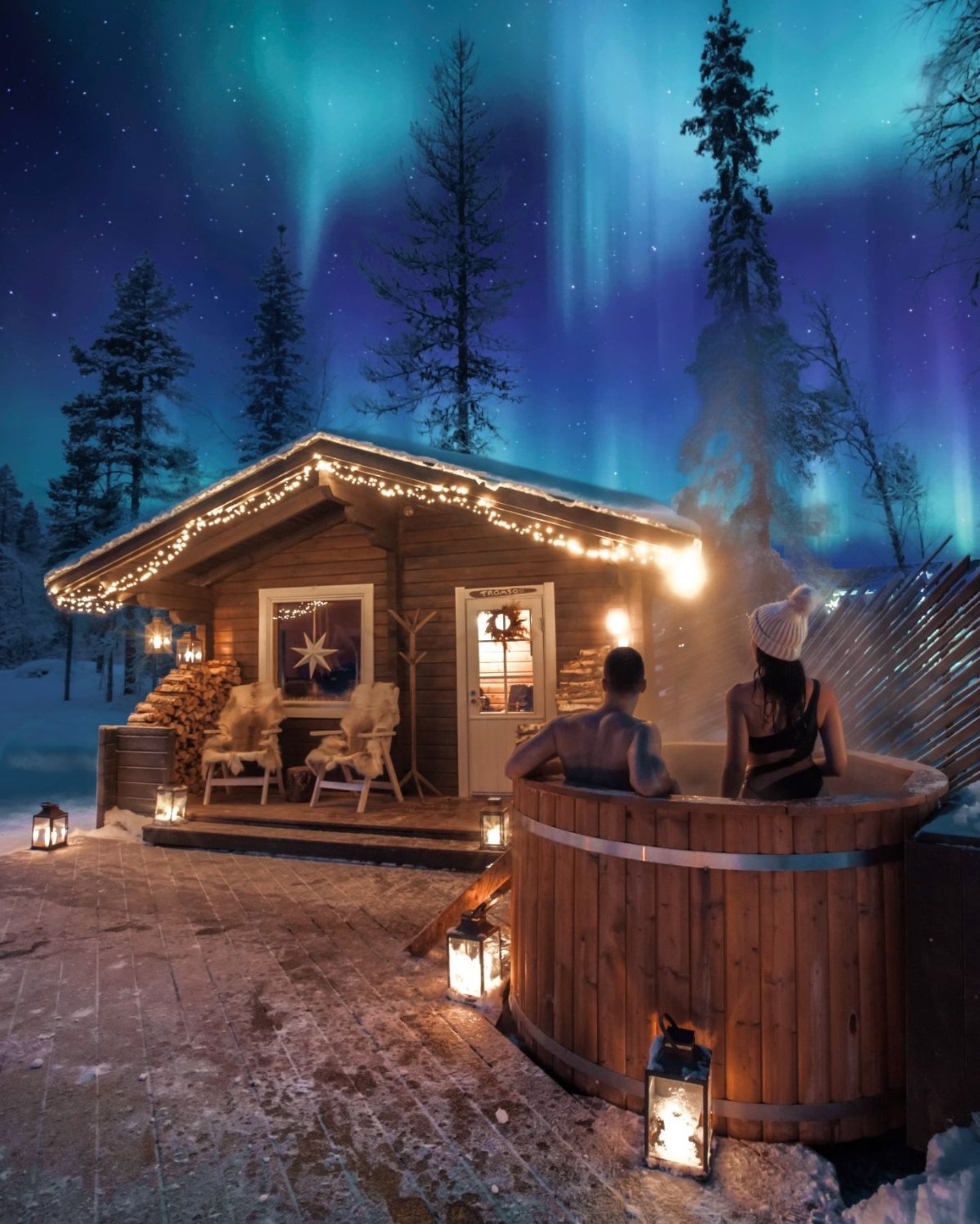 Cabin With Aurora