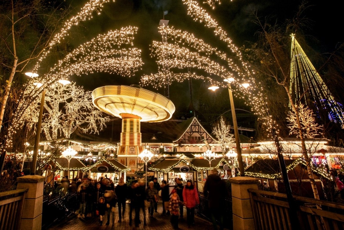 SWEDEN - LISEBERG CHRISTMAS MARKET, GOTHENBURG