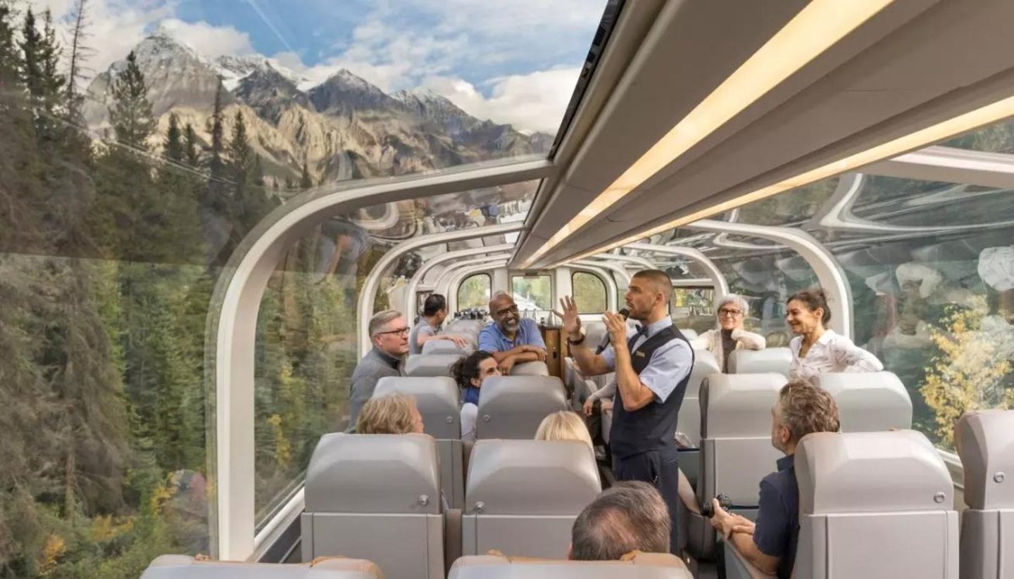 THE ROCKY MOUNTAINEER